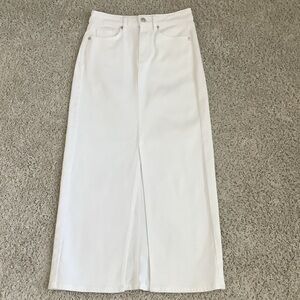 🌿LOFT White Denim Pencil Skirt with front split